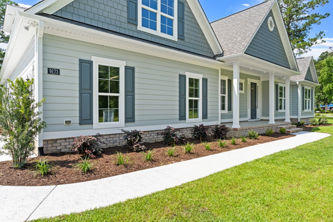 9173FallenPearLn-007